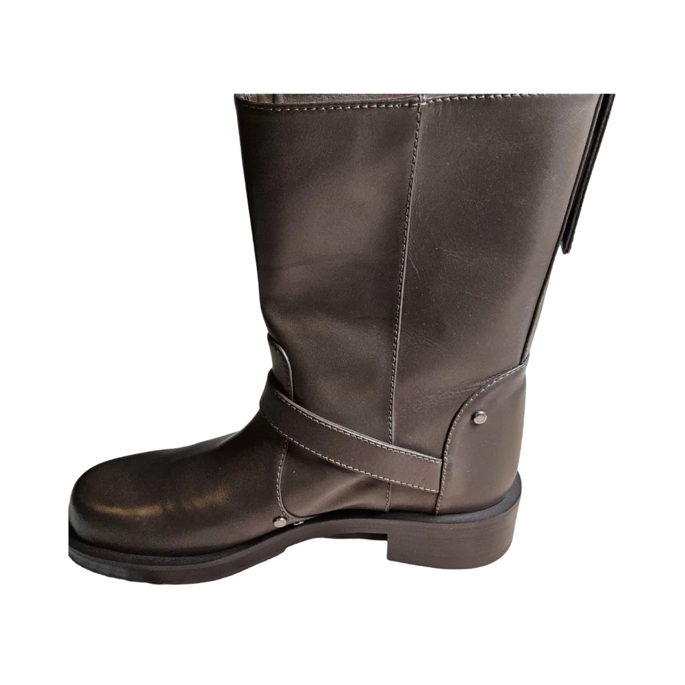 Stuart Weitzman womens 6.5 maverick pull on boots